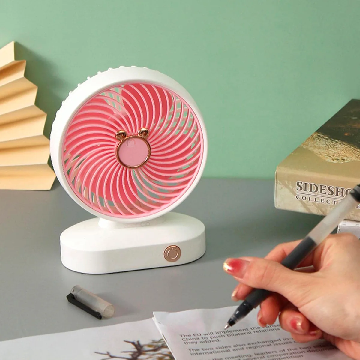 Mini ventilador de escritorio recargable por USB, compacto y portátil, foto 4 de 6