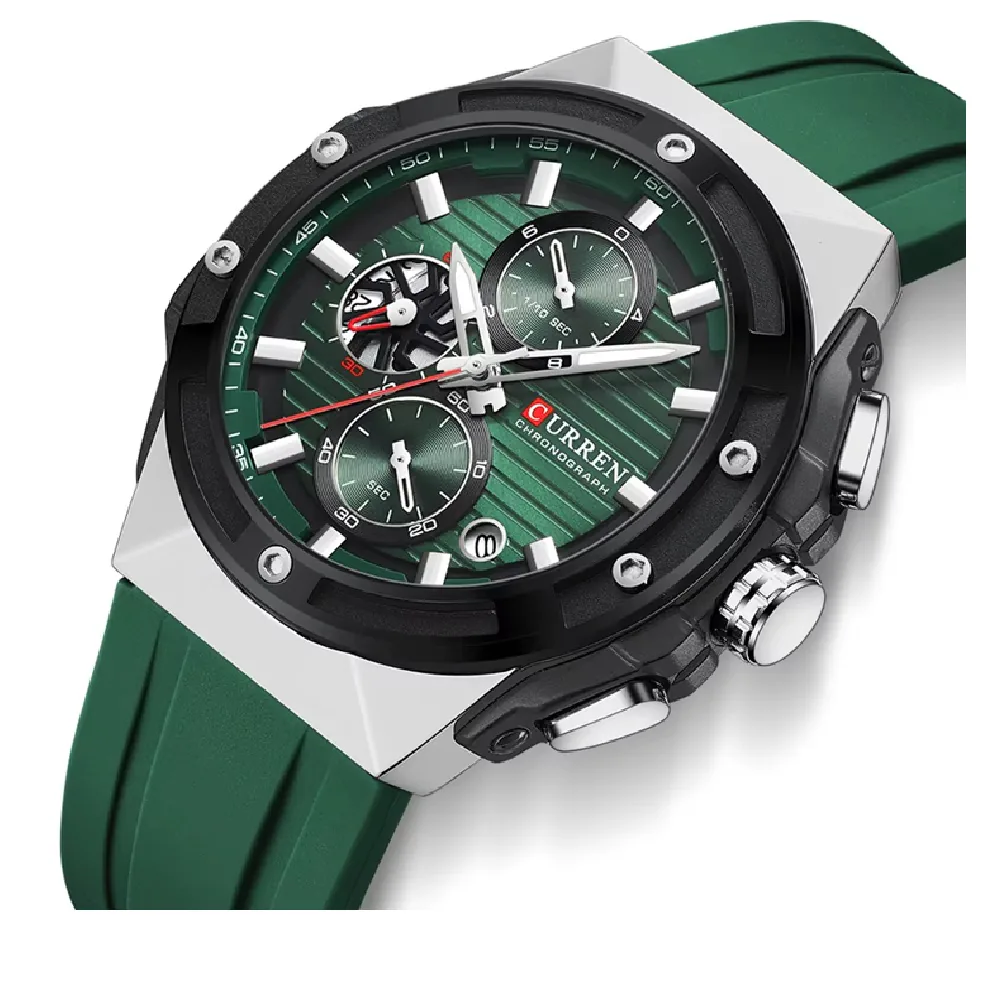 Reloj Curren 8462 verde con bisel negro y caja plateada, visto de lado